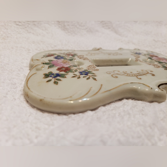 Vintage Switch Plate Cover, Made in Japan Porcelain Shabby Chic Wall Decor - Picture 5 of 9